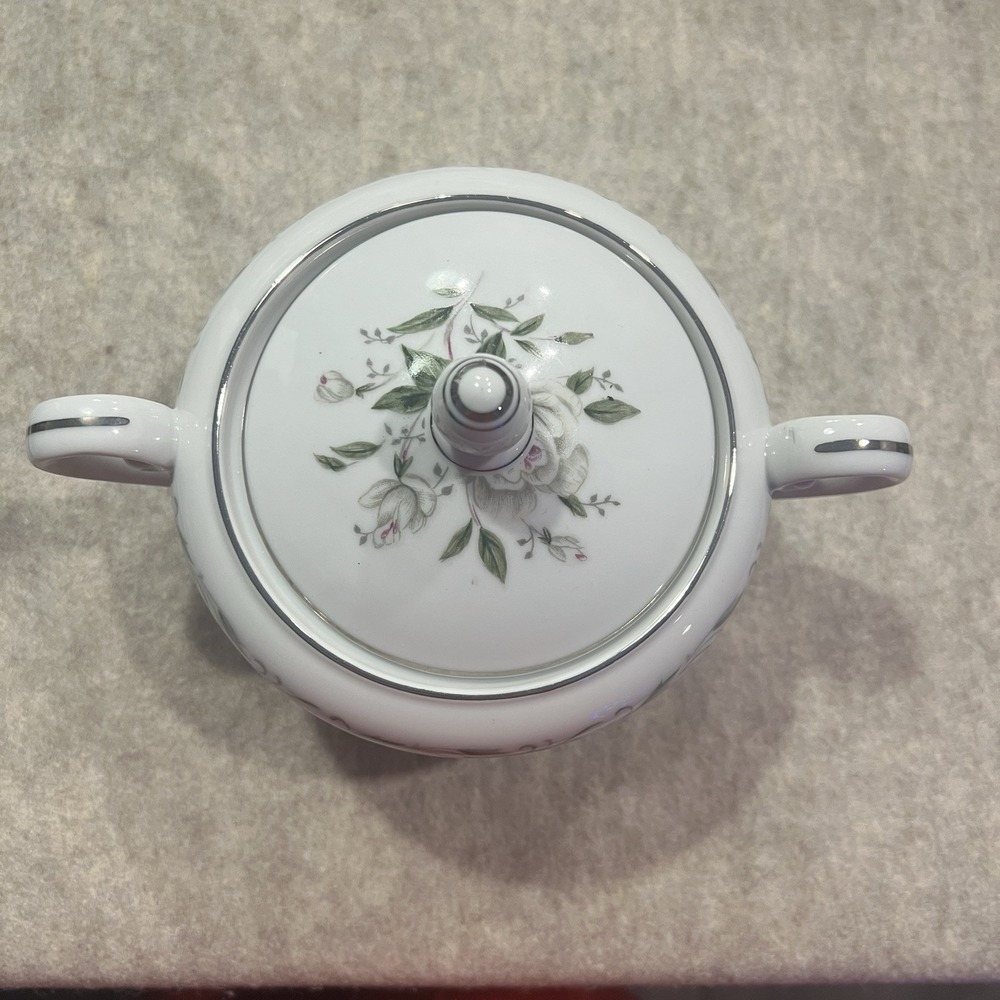 Diamond Romance China Sugar Bowl in‎ EUC